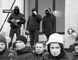 Демонстранты ворвались в кабинет губернатора Харьковской области