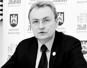 Про мэра Львова известно, что как минимум два года он прожил в Москве