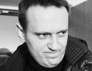 На Навального надели электронный браслет