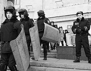 Украинскую милицию решили переименовать в полицию