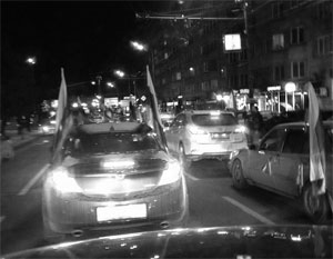 Автопробег в поддержку Крыма стартовал в Москве