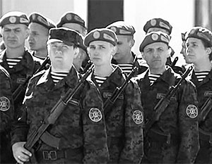 В Киеве не скрывают, что набрали в гвардию бывших «менеджеров, массажистов, юристов и строителей»
