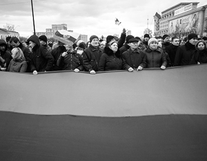Митингующие в Харькове решили создать Народную Республику