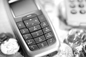 Сотовые телефоны будут принимать денежные переводы