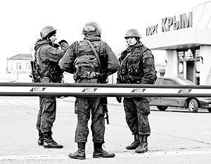 Путин: За спиной крымской самообороны стояли российские военные
