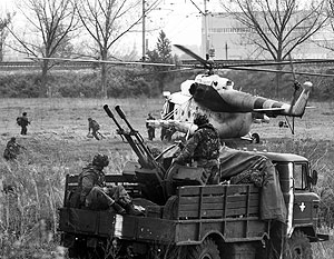 Боевики «Правого сектора» высадились с вертолета на окраине Славянска