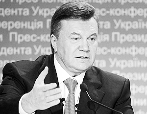 Янукович призвал Киев немедленно вывести войска с юго-востока Украины