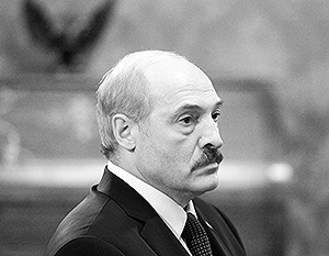 Лукашенко: Минск окажет Украине любую помощь, кроме посредничества