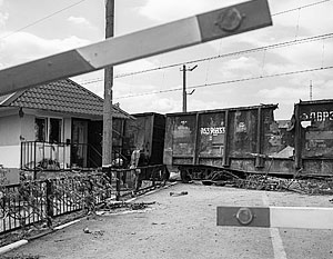 Ополченцы сообщили об обстреле железнодорожного моста у Славянска