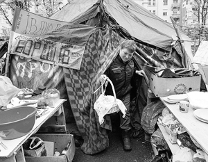Обитатели Майдана отказались убирать палатки из центра Киева