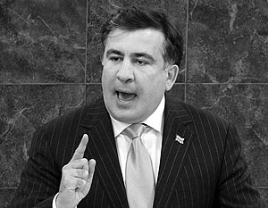 Саакашвили призвал Порошенко не прекращать «спецоперацию»