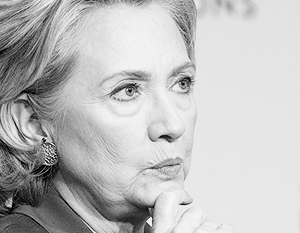 Журналист назвал причину падения в обморок Хиллари Клинтон