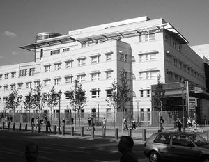Посольство США в Берлине стало местом работы для резидентов американской разведки
