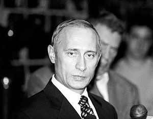 В августе 1999 года страна узнала о существовании Владимира Путина – причем сразу же как о преемнике президента Ельцина
