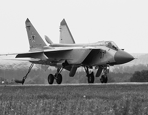 Рогозин предложил возобновить производство истребителей МиГ-31