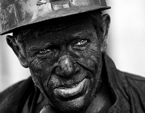 Многие шахтеры записываются в ополчение
