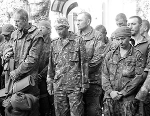 Порошенко заявил об освобождении из плена 57 силовиков