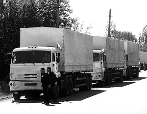 Первые грузовики из гумконвоя для Донецка вернулись в Россию