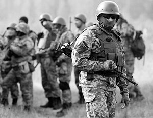 Захарченко: Украинские войска стреляют по своим