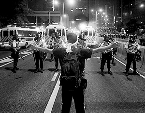 Протестуют в Гонконге – а прощупывают Пекин