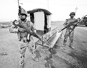 Армия марионеточного режима, посаженного в Ираке, по мнению экспертов, оказалась «слабой и продажной»