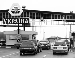 Украинская погранслужба отчиталась – за прошлый год через границу не пустили более 15 тысяч россиян, и еще полтысячи с начала 2015 года
