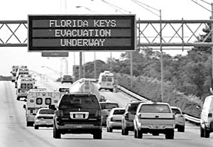 В южной части Флориды началась эвакуация в связи с приближением урагана «Рита»