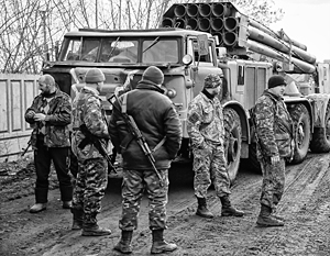 Отвод тяжелой техники от линии соприкосновения ополчения и украинских военных сопровождается эксцессами и взаимными обвинениями 