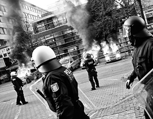 Франкфуртские полицейские были готовы к протестам, но не к погромам