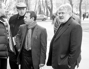 Коломойский и его команда по-прежнему внушают опасения Порошенко, судя по реакции СБУ на «народное вече» в Днепропетровске 