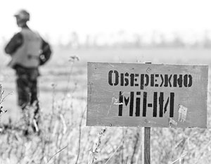 Установленные таблички не мешают некоторым украинским военным подрываться