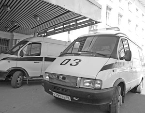 Акцией бригады скорой помощи хотят привлечь внимание к проблемам передвижения машин скорой по столице