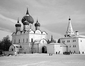 Рождественский собор и Архиерейские палаты Суздальского кремля