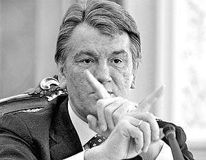 Ющенко перенес выборы
