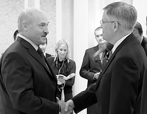 Лукашенко пришел лично проводить домой американского дипломата