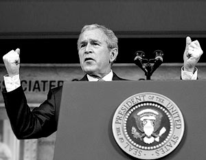 Джордж Буш второй раз в жизни наложил вето