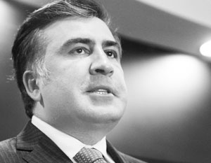 Вопреки громким заявлениям Саакашвили, его сторонники в Грузии не имеют шансов вернуться к власти легальным путем, полагают эксперты 