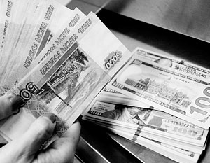 В своих прогнозах относительно судьбы рубля разошлись даже крупнейшие банки страны