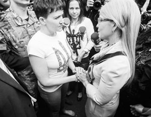 Надежда Савченко явно не хочет быть в тени Порошенко – и тем более Тимошенко, главы ее фракции в Верховной раде