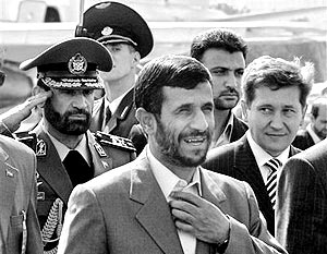 Ахмадинежад вербует Лукашенко