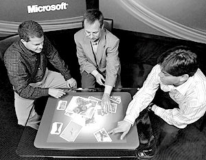 Microsoft создала компьютер-стол 