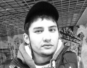 Возможным исполнителем теракта, по предварительным данным, является уроженец Киргизии, ныне гражданин России Акбаржон Джалилов