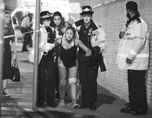 Террорист-смертник беспрепятственно пронес взрывное устройство на концерт Арианы Гранде в Манчестере