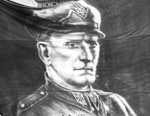 Украинские власти считают гауптмана СС Шухевича «наиболее яркой исторической фигурой ХХ века, соизмеримой с Бандерой»