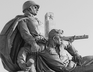 В Польше стоят не менее 469 памятников советской эпохи, около 250 из которых посвящены Красной армии. 