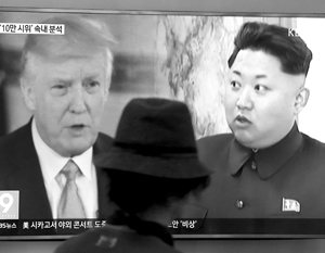 Америка может вести только пропагандистскую войну – фото грозного Трампа совмещается с фотографией встревоженного Кима