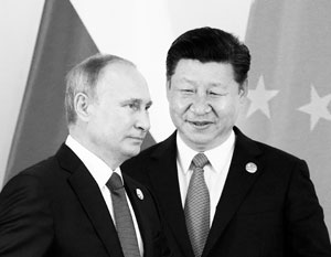 Владимир Путин и Си Цзиньпин сохраняют статус главных неформальных лидеров БРИКС