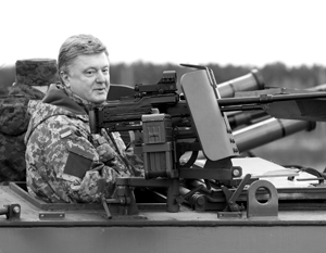 Воинственные обещания Порошенко, тиражируемые украинскими СМИ, похожи на очередные фантазии