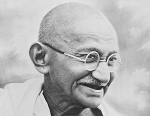 Ганди от своих высоких принципов никогда не отходил. Он вынуждал это делать других