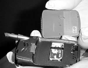 Зарядные батареи к сотовым телефонам Nokia и Motorola больше всего подвержены взрывам